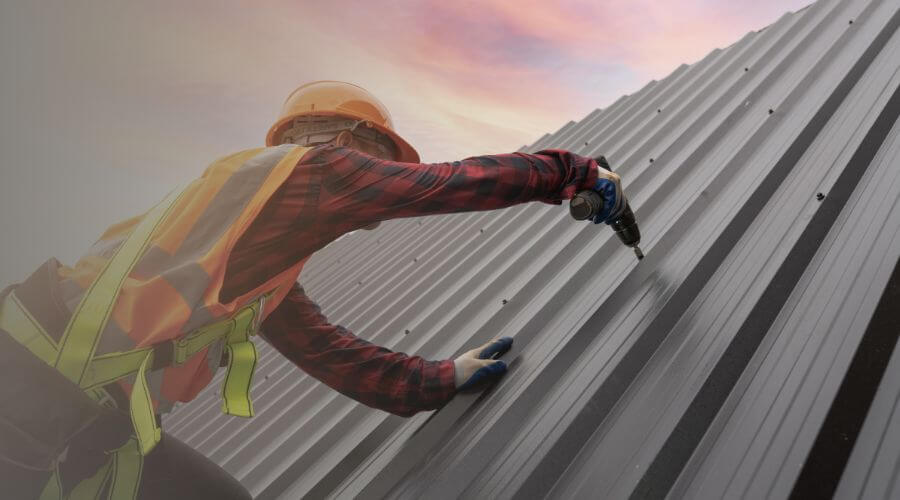 Professional gutter cleaning in Nine Mile Falls, WA